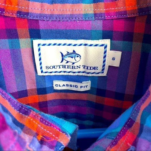 Southern Tide Classic Fit Longsleeve Button down Shirt - Picture 4 of 7